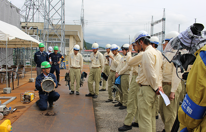 画像:施工風景01 施工前説明